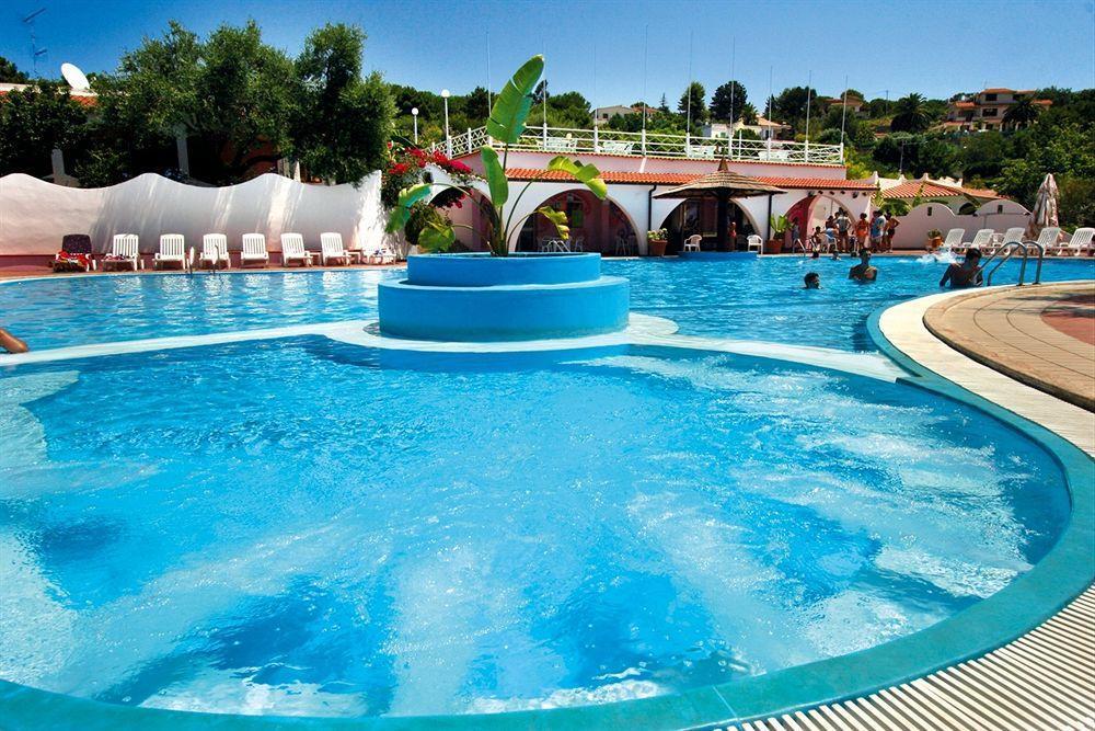Residence Villaggio Smedile Capo Vaticano Exterior photo